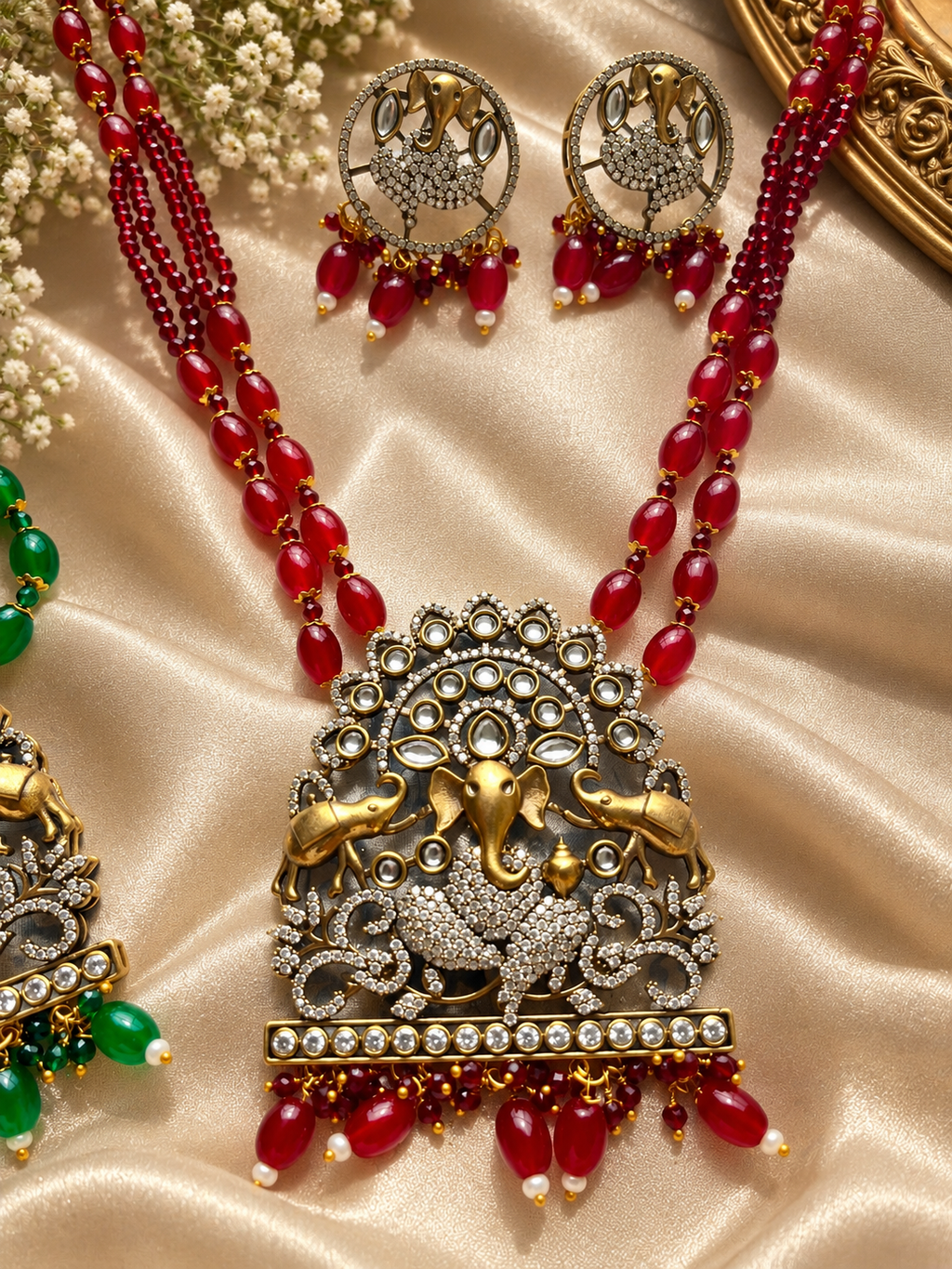 Vinayak Red Set