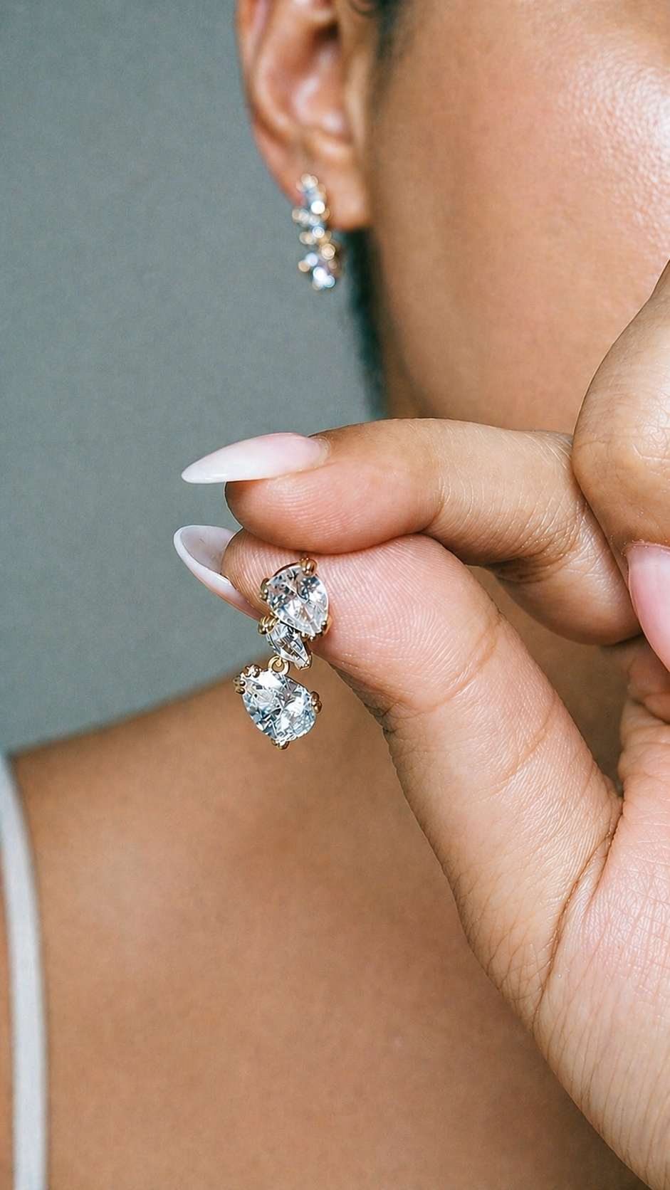Elira Crystal Drop Earrings