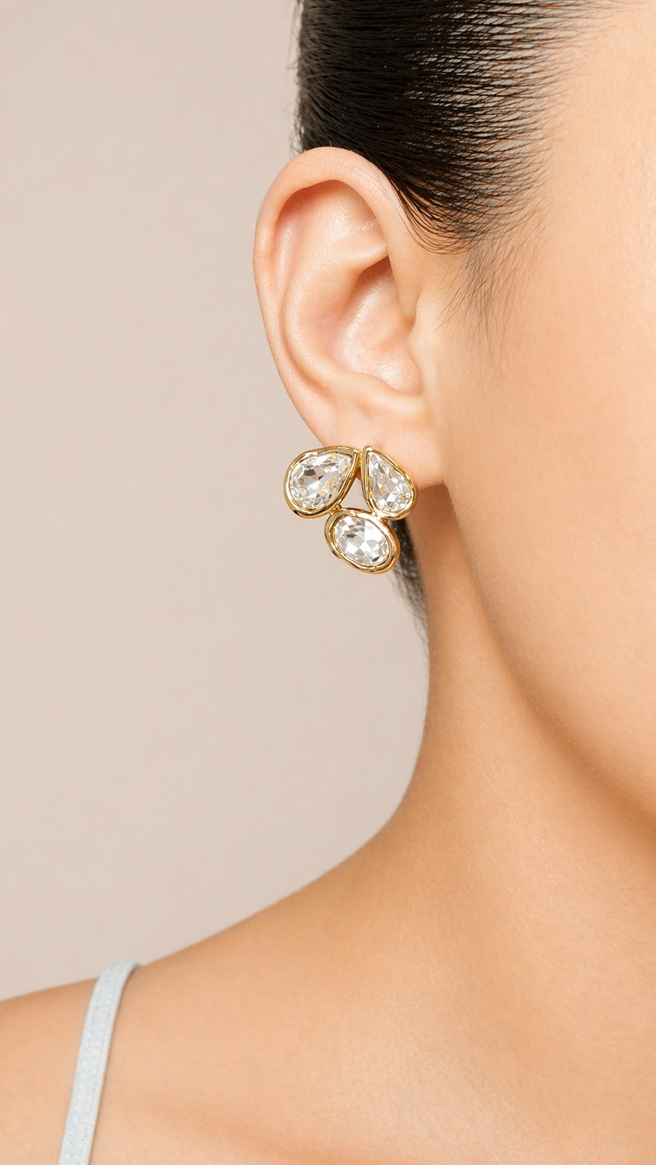 Valéa Crystal Cluster Earrings