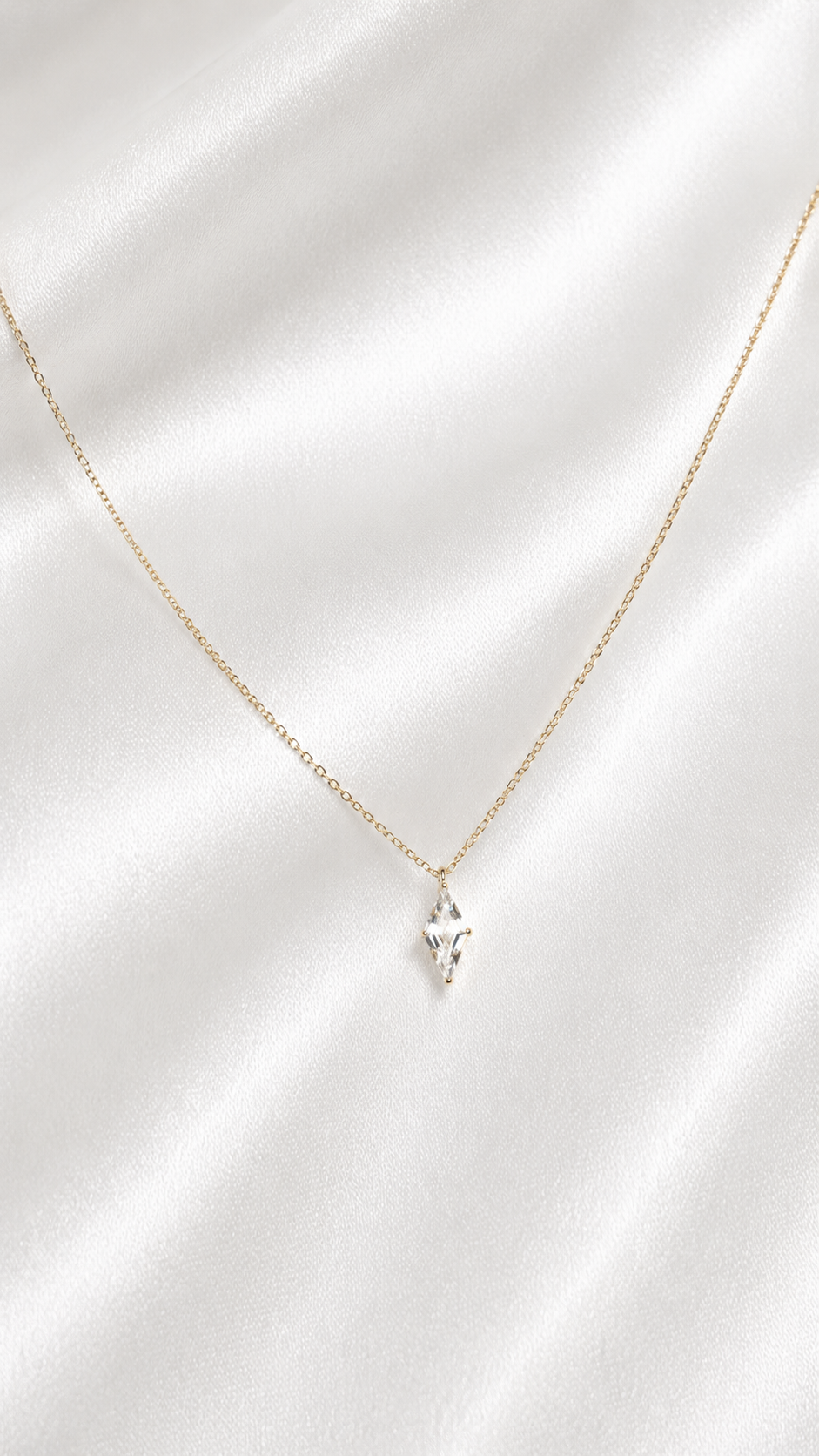 Virelle Diamond-Cut Pendant Necklace