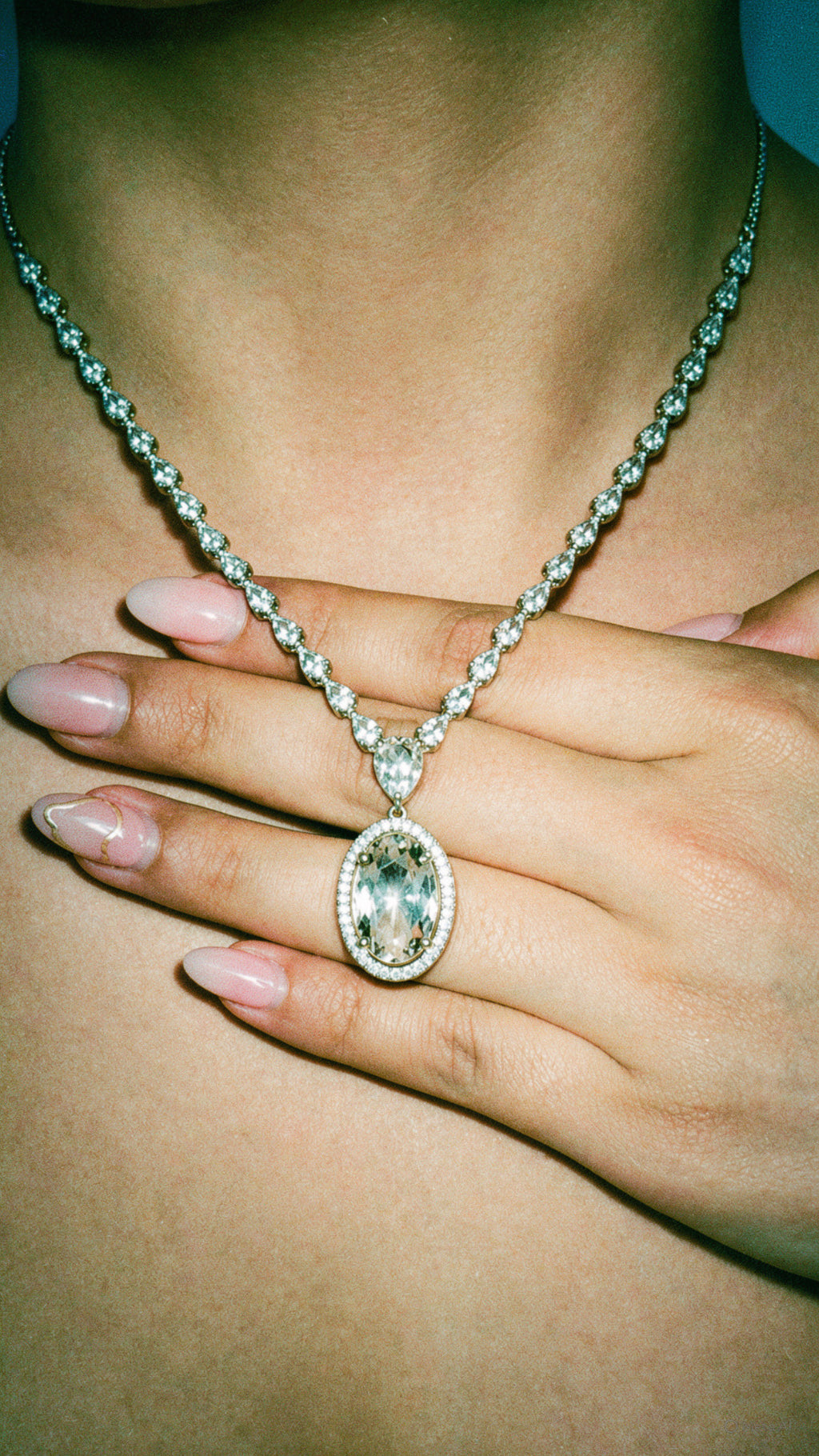 Serelle Crystal Necklace Set