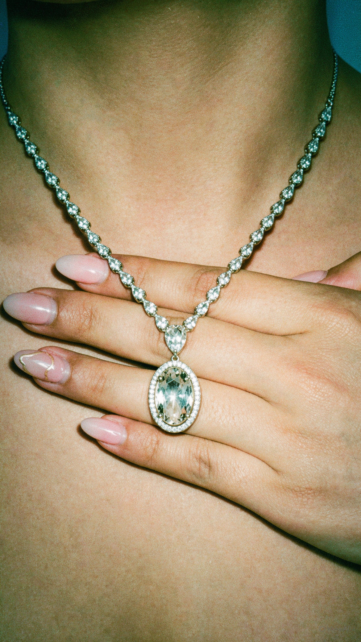 Serelle Crystal Necklace Set