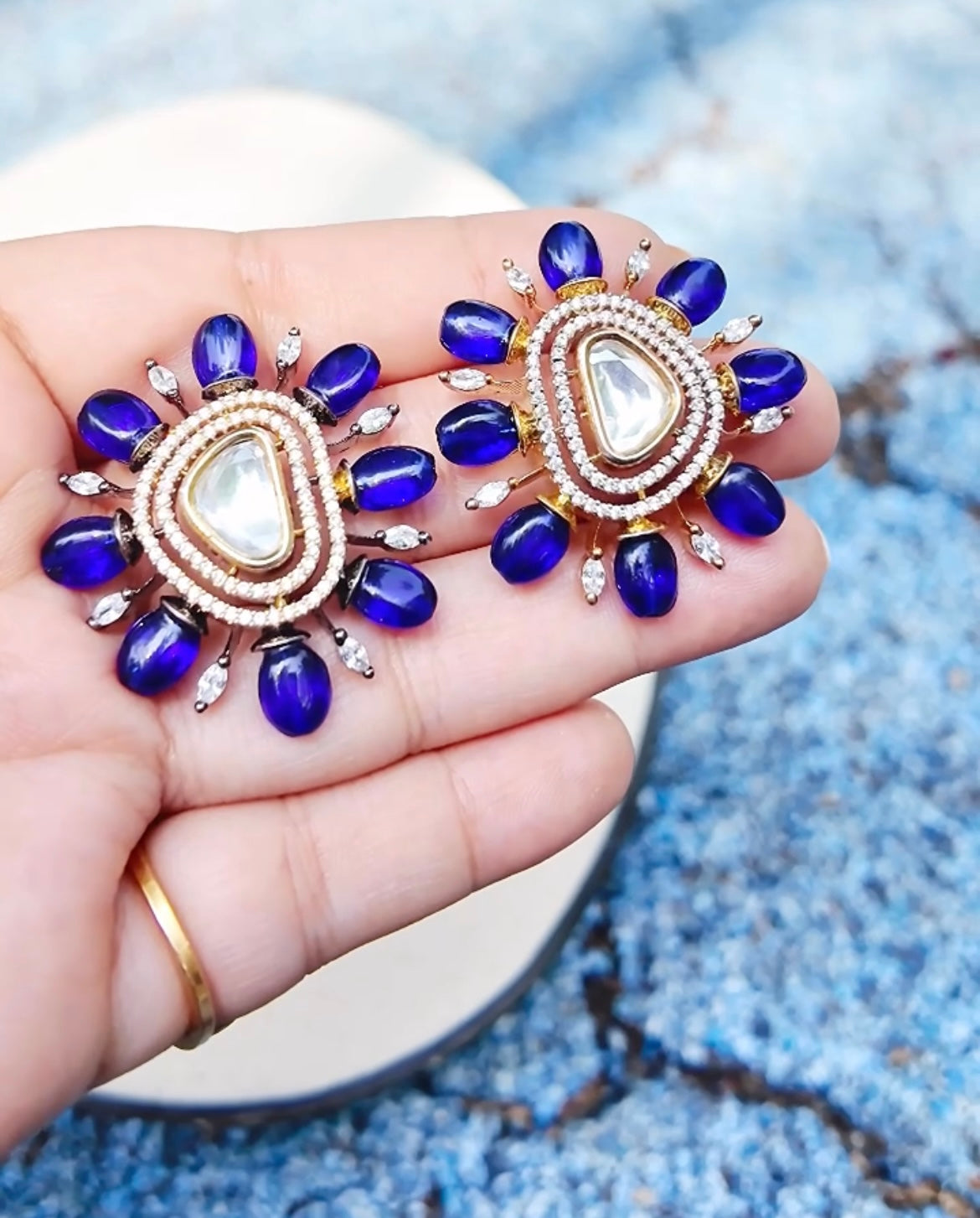 Noor Kundan Studs